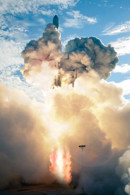 Gündüz, uzay gemisi fırlatma. Nasa tarafından döşenmiş bu görüntü unsurları.