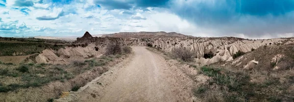 Weg Bergen Die Door Het Berg Terrein Naar Horizon Vertrekt — Stockfoto