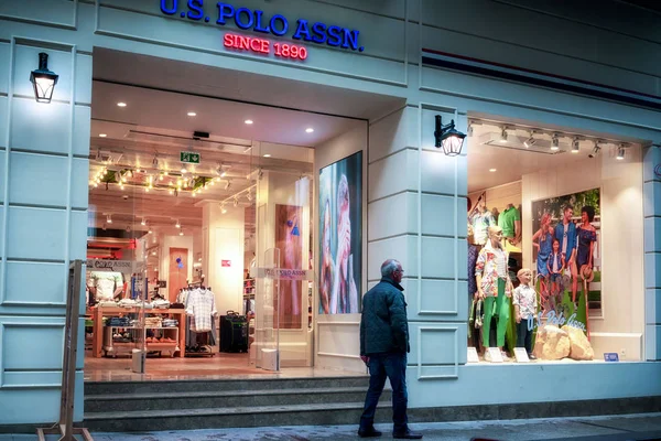 Turquia Istambul Abril 2019 Polo Assn Store Windows Istiklal Avenue — Fotografia de Stock