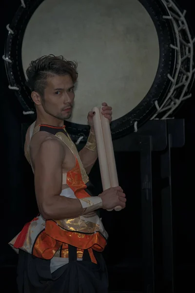 Taiko Drummer Big Drum Stage Black Background — Stockfoto