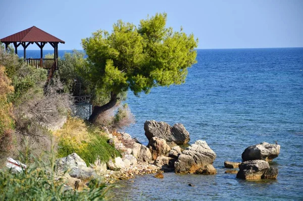 Pequeña Casa Costa Rocosa Grecia — Foto de Stock