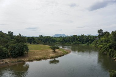 Atmosfer ve Kwai Nehri manzarası, Deat görüntülenen