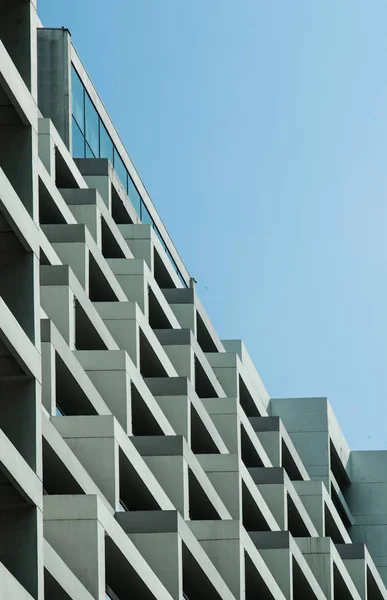 Edificio urbano tipo terraza vista fachada — Foto de Stock