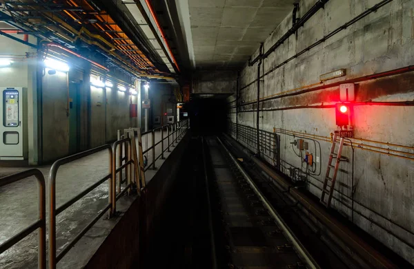 Túnel subterrâneo para a ferrovia do metrô — Fotografia de Stock