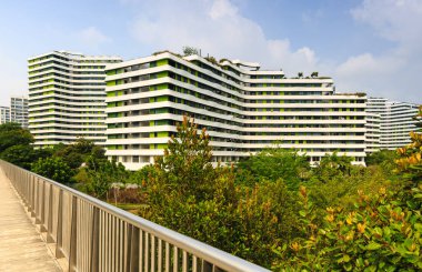 Singapur-23 Mar 2019:Singapur Punggol alan Su teras konut bina cephe