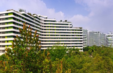 Singapur-23 Mar 2019:Singapur Punggol alan Su teras konut bina cephe