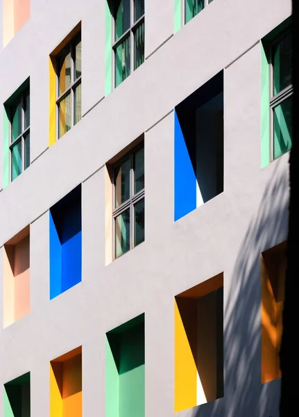 Singapour-JAN 5 2019 : Façade du bâtiment de l'école primaire de Singapore North Vista — Photo