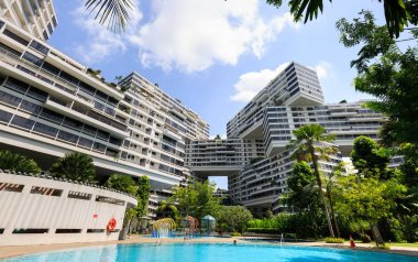 Singapur-Ara 28 2018: Singapur Interlace Condominium bina cephe görünümü