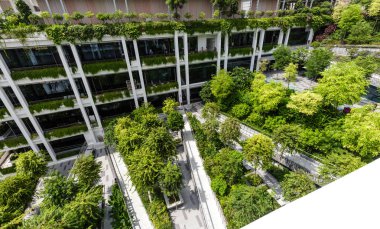 Singapur-27 Temmuz 2019: HDB 'nin ilk yeni nesil mahalle merkezi Oasis Terraces açık görünüm