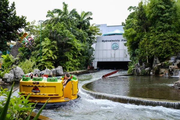 Singapore-28 NOV 2017:water adventure game in Singapore universal studios — Stock Photo, Image