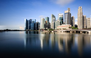 Singapur-23 Haziran 2018: Singapur yat limanı bölgesi Cbd binası ufuk çizgisi manzaralı