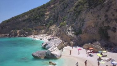 Sardunya (Sardegna) havadan görünümü - uçak atış 