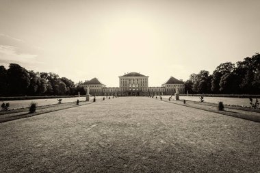 Münih, Almanya - 09 Haziran 2018: Schloss Nymphenburg, Münih, Bavyera'da bir Barok saray.