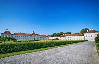 Münih, Almanya - 09 Haziran 2018: Schloss Nymphenburg, Münih, Bavyera'da bir Barok saray.