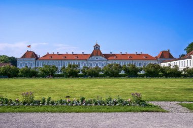 Münih, Almanya - 09 Haziran 2018: Schloss Nymphenburg, Münih, Bavyera'da bir Barok saray.