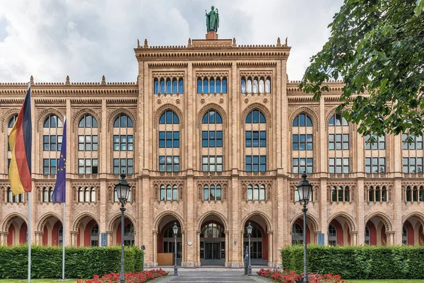 Múnich Alemania Junio 2018 Edificio Gobierno Alta Baviera Monumento Erasmus —  Fotos de Stock