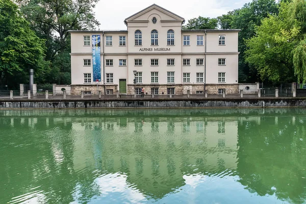 Munich Germany June 2018 Building Alpine Museum Embankment Isar — Stock Photo, Image