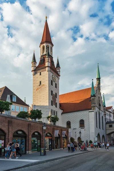 München Tyskland Juni 2018 Gamla Rådhuset Altes Rathaus Byggnad Marienplatz — Stockfoto