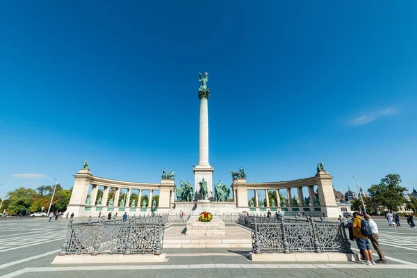 Boedapest Hongarije Oktober 2019 Heldenplein Boedapest Hosok Tere Hongarije Millennium — Stockfoto