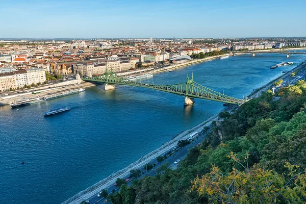 Budapest Hungría Octubre 2019 Vista Del Puente Libertad Río Danubio —  Fotos de Stock