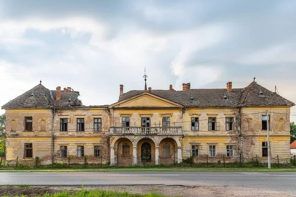 Vlajkovac Serbie Juin 2020 Château Bissingen Nipenburg Vlajkovac Serbie Été — Photo