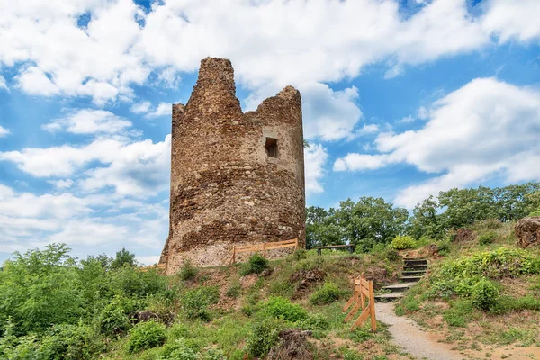 Vrdnik Serbia July 2020 Vrdnik Tower Serbian Vrdnicka Kula Ruined — Stock Photo, Image