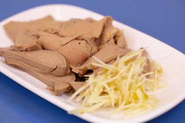 Tayvanlı otantik aperatifler, lezzetli domuz vissera, toz karaciğer