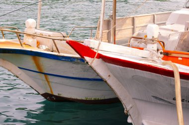 Kuzey Tayvan balıkçı limanı, Keelung ve Barış Adası balıkçı limanı, çok güzel bir balıkçı limanı ve balıkçı tekneleri liman alanında demirledi.