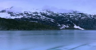 Glacier Bay Ulusal Parkı, Alaska, ABD, dünyanın doğal mirası, küresel ısınma, eriyen buzullar