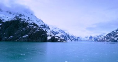Glacier Bay Ulusal Parkı, Alaska, ABD, dünyanın doğal mirası, küresel ısınma, eriyen buzullar
