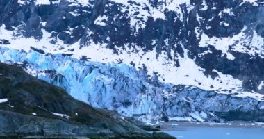 Glacier Bay Ulusal Parkı, Alaska, ABD, dünyanın doğal mirası, küresel ısınma, eriyen buzullar