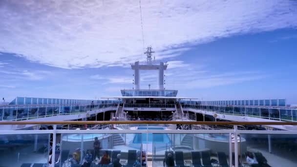 Cruzeiro Mar Alasca Eua Bom Tempo Mar Céu Azul Nuvens — Vídeo de Stock