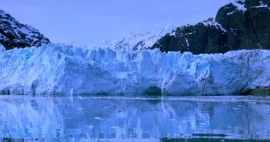Glacier Bay Ulusal Parkı, Alaska, ABD, dünyanın doğal mirası, küresel ısınma, eriyen buzullar
