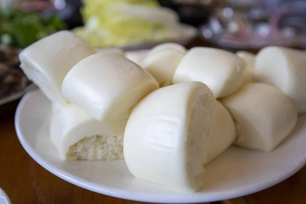 The staple food of Chinese northerners is also the staple food of Chinese, food made from flour.