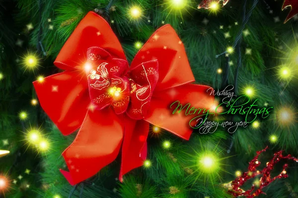 Natal Árvore Natal Decorada Com Muitos Ornamentos Natal Arcos Vermelhos — Fotografia de Stock