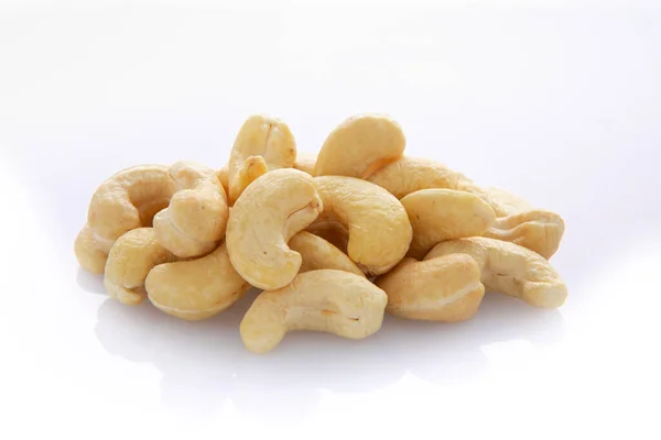 Nuts Kidney Shaped Drupes Anacardium Occidentale Also Known Tree Peanuts — Stock Photo, Image