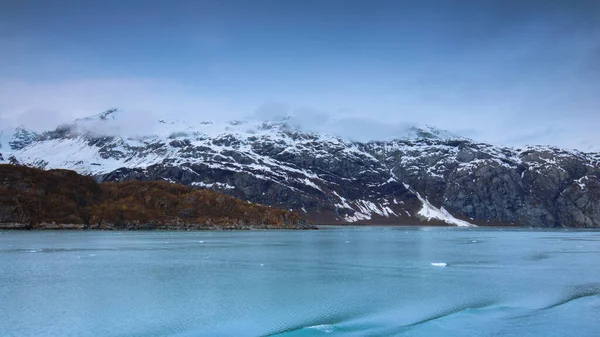 Alaska Daki Buzul Körfezi Ulusal Parkı Nda Seyir Gemisi — Stok fotoğraf