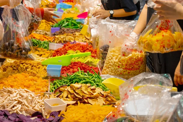 Gente Compra Frutas Verduras Secas Famosa Calle Taipei Año Nuevo —  Fotos de Stock