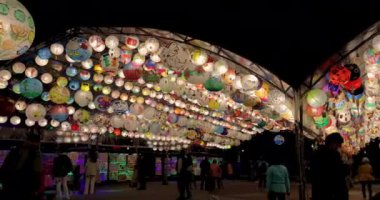 Taipei 'de 2023 02 01 Fener Festivali, Tayvan Çin geleneksel Fener Festivali, Tayvan Fener Festivali' nde renkli fenerler
