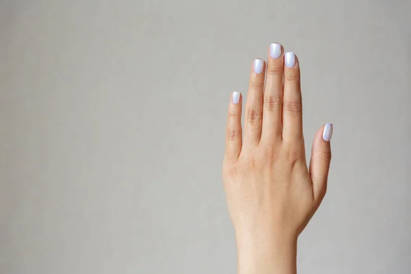 Gesto Signo Mano Femenina Mostrando Parada Sobre Fondo Claro Espacio — Foto de Stock