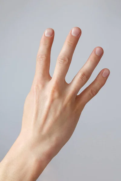 Mão Homem Mostra Número Quatro Gesto Sinal Contagem Decrescente Língua — Fotografia de Stock