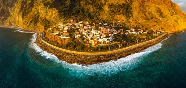 Jardim do Mar falu a Dél-Madeira, naplemente antenna Vie — Stock Fotó