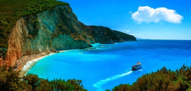 Porto Katsiki plajının inanılmaz mavisi, Lefkada, Yunanistan
