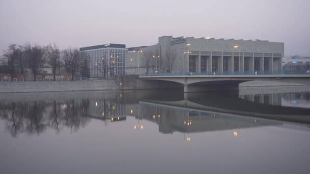 Peace bridge in Wroclaw near Ostrow Tumski — Stock Video