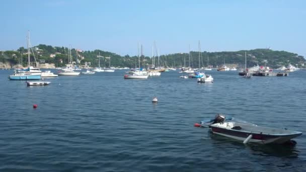 Boat and yachts in Villefranche-Sur-Mer — Stock Video