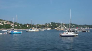 Fransa'da Villefranche-Sur-Mer'de Yatlar - Medium Shot