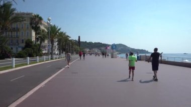 Nice Promenade des Anglais üzerinde İnsanlar