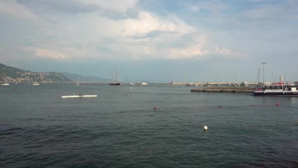 Yaz aylarında Rapallo kıyıları — Stok video