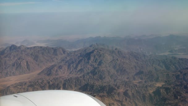 Pemandangan udara di puncak pegunungan Sinai — Stok Video