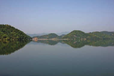 Sessiz bahar günü Begnas Gölü, Gölü yakınındaki Pokhara, Nepal.